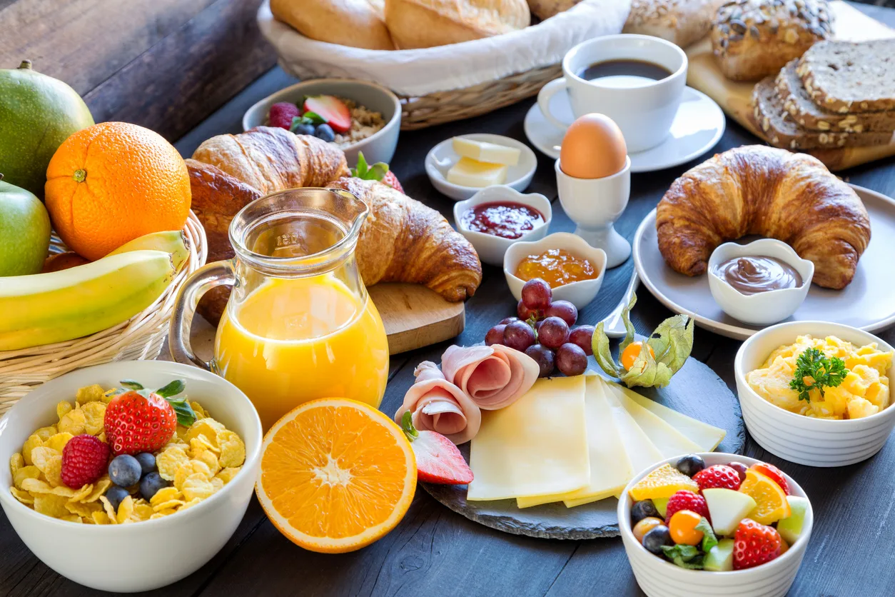 breakfast table hotel beverage dispensers